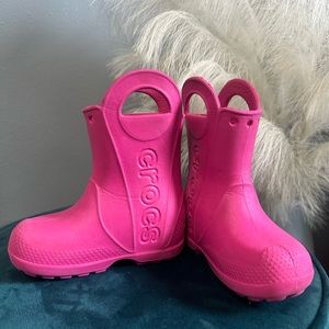 Crocs for toddler size 7